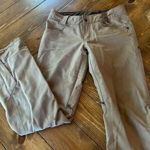 Women’s size small Holden khaki ski/snowboard pants